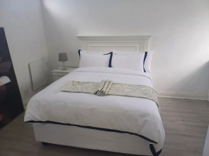 Cosy 2 Bedroom Apartment in a Prominent Area of East London Nahoon