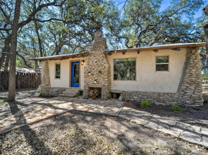 Unique Stay: Historic Home Along Blanco River