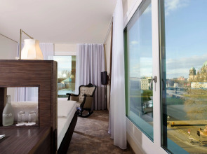 Отель Arcotel John F 