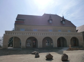 Remise & Westflügel Schloss Stolpe