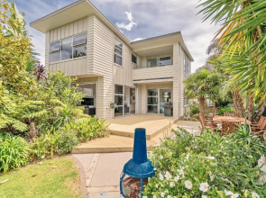 Acacia Cote - Whitianga Holiday Home