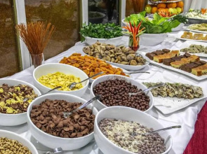 Joker Side Hill Suite Hotel