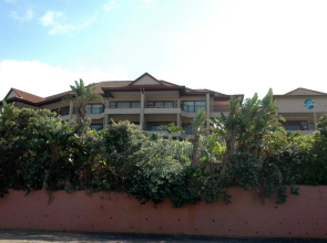 Kuta Beach Unit 12
