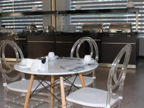Agsaray Deluxe Hotel