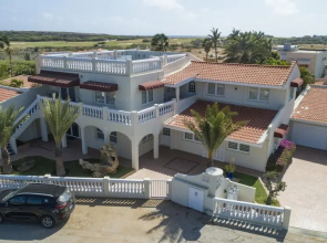 Deluxe Mansion Steps to Beach Pool Sea Views