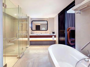 Отель Grand Mercure Bali Seminyak