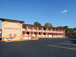 Regal Inn & Suites