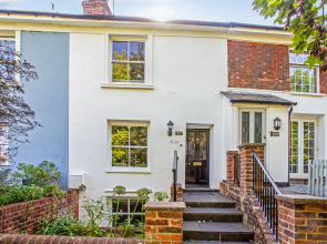 A peaceful elevated residential area within walking distance of the city