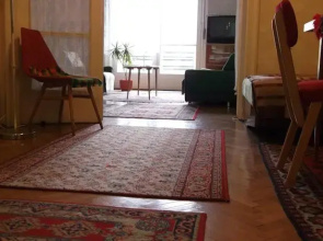 Retro Flat
