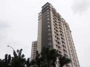 Comfortable Studio (No Kitchen) Apartment at Mustika Golf Residence