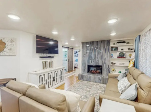 1 Mi to Campus! Family Home w/ Game Room in Eugene