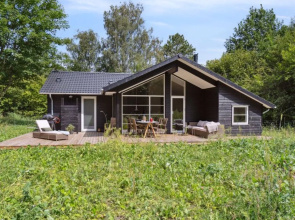 "Ve" - 450m from the sea in Sealand