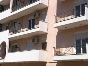 Nefeli Apartments
