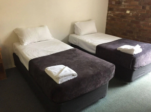 Coomera Motor Inn