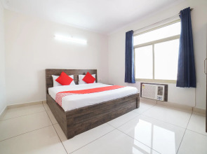 OYO 62368 Hotel Pearl Inn