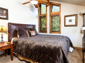 Beautiful Air 3 Bedrooms POA-504B by KBM