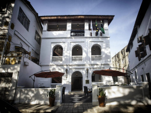 Spice Tree by Turaco Stone Town