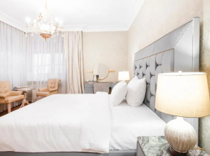 Eclat Luxury Hotel