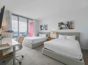 Amazing 2BR Condo Beachwalk Resort W Pool