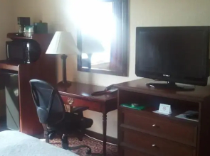 Irish House Hotel