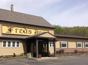Fred's Inn