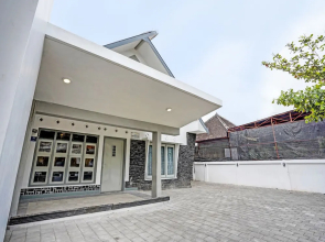 Hotel O Nawangwulan
