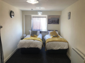 Royal Plaza Apartments