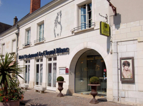 Logis Hôtel Restaurant Le Cheval Blanc