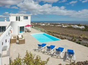 The View in T as With 4 Bedrooms and 4 Bathrooms