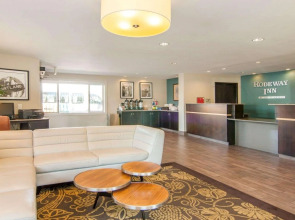 Quality Inn & Suites Airport