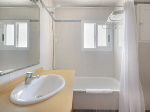 Aparthotel Vibra Sanan - Adults Only