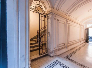 Spanish Steps Apartment At ItalyRents