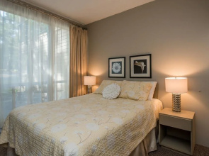 Blue Moon Oceanside Condos – Inn Of The Sea Resort