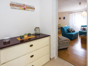 Amazing Apartment in Splitska With 3 Bedrooms and Wifi