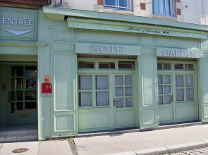 Garden Hotel