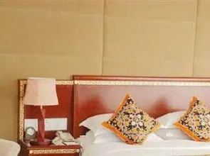 Tian Hao Hotel(仁怀天豪大酒店（酒都方圆荟购物广场店）)