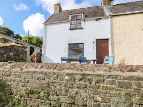 2 Strand Cottages