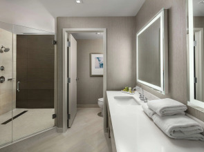 Hilton Boston Logan Airport