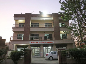 Hotel Ojus Tower by OYO Rooms