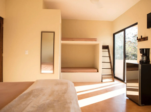 Casa Mono