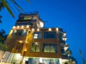 Hotel Narmada River View