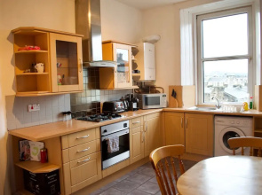 1 Bedroom Apartment in Newington