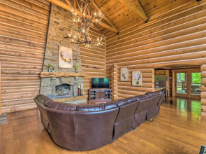 Private Dock & Slip: Lake Hamilton Hideaway!
