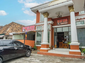 Hotel O The Roy Suite Guest House