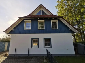 Shell Seeker Modern Retreat