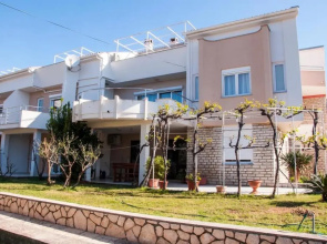 Apartments ErikaS - 100m from sea