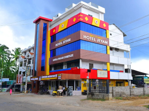 OYO 16388 Hotel Jeyam