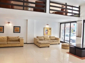 Cosmos Hotel