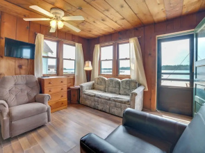 Cabin 8 on Lake Huron in Les Cheneaux Islands!