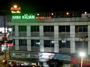 Hotel Monarch Center Point near Dahanu Beach, Bordi